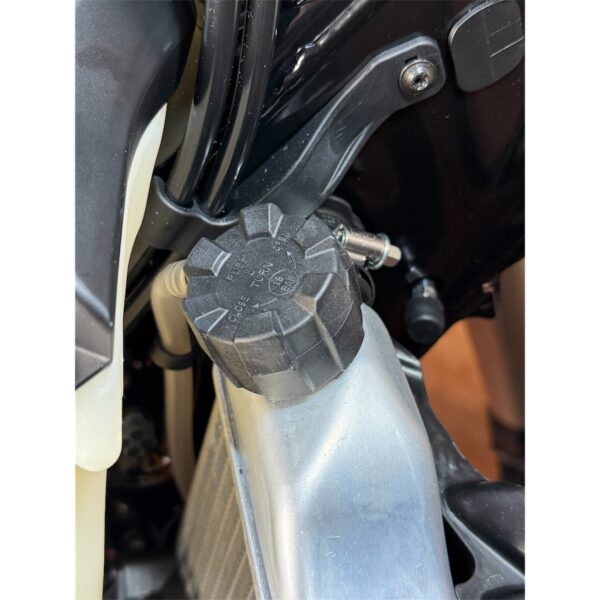 Tool per svitare il tappo radiatore ktm Gasgas Husqvarna sui nuovi modelli